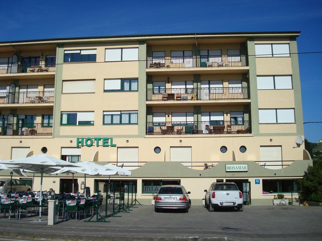 Hotel Brisamar Bañugues Buitenkant foto