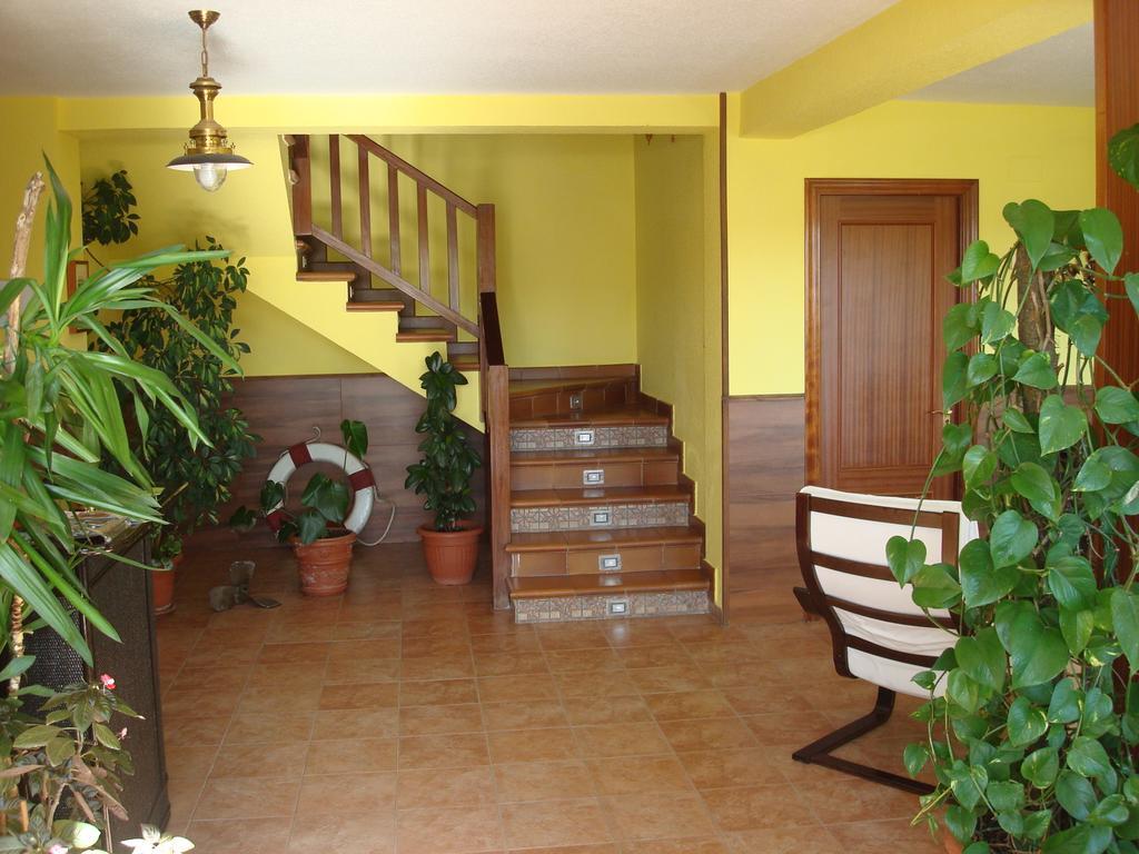 Hotel Brisamar Bañugues Buitenkant foto