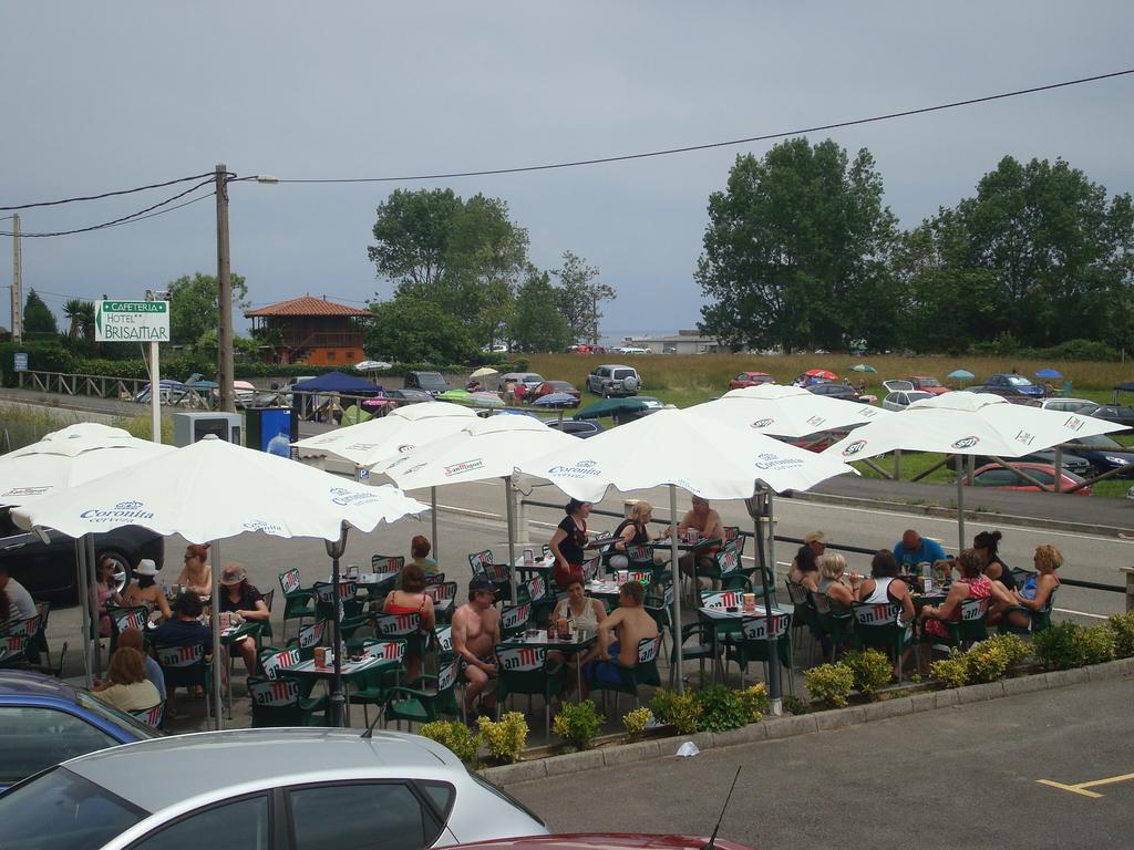 Hotel Brisamar Bañugues Buitenkant foto