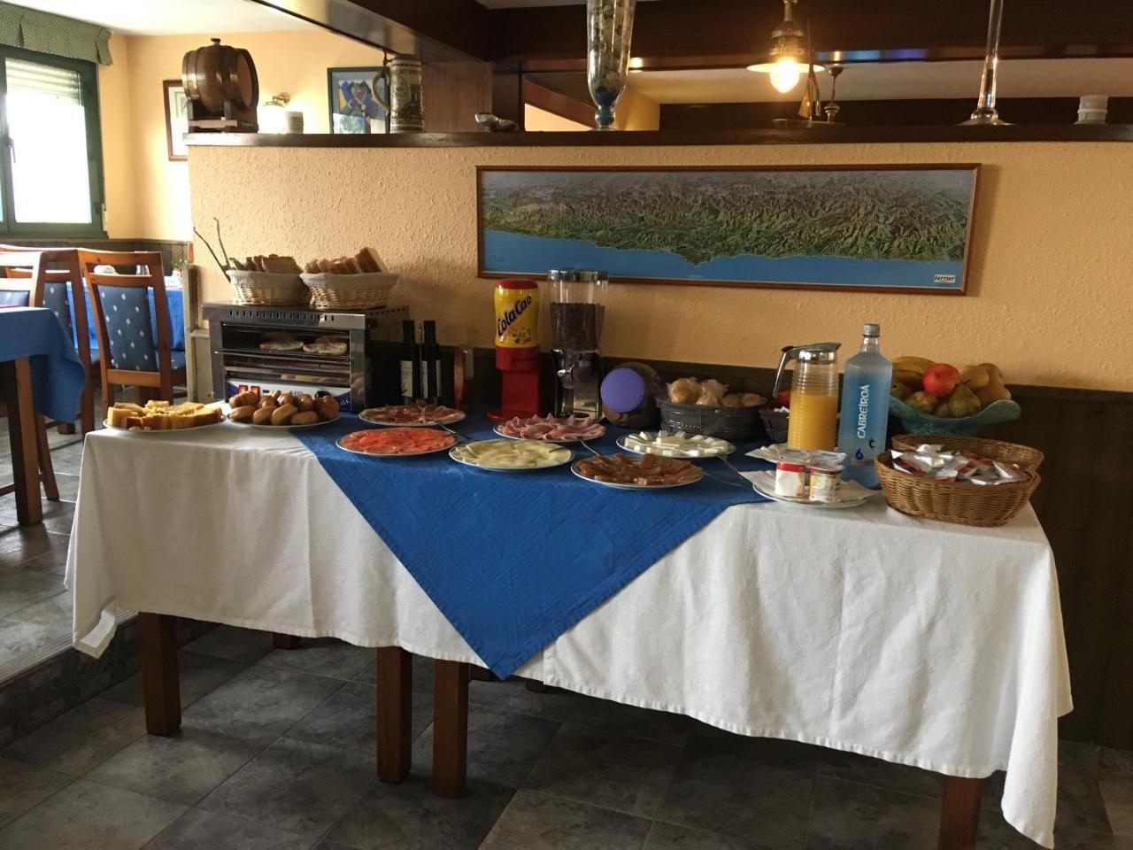 Hotel Brisamar Bañugues Buitenkant foto